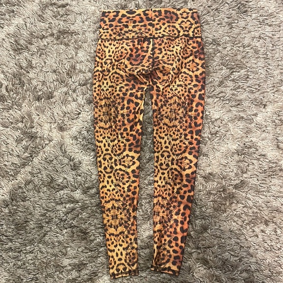 TEEKI YOGA 🧘♀️ PANTS LEGGINGS LEOPARD - Picture 3 of 4